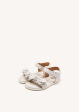 Load image into Gallery viewer, Sandal Barefoot Bow White &amp; Pink
