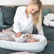 Load image into Gallery viewer, Babynest Cocoon Leaves
