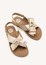 Load image into Gallery viewer, Sandal with Bow
