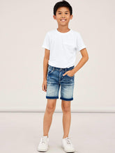 Load image into Gallery viewer, Jeans Short Slim Fit denim
