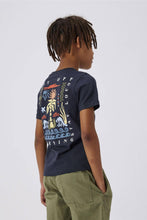 Load image into Gallery viewer, Shirt Chill, 2 styles
