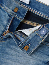 Load image into Gallery viewer, Jeans Short Slim Fit, 2 colors
