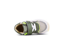 Load image into Gallery viewer, Sneaker Trainer Green Beige
